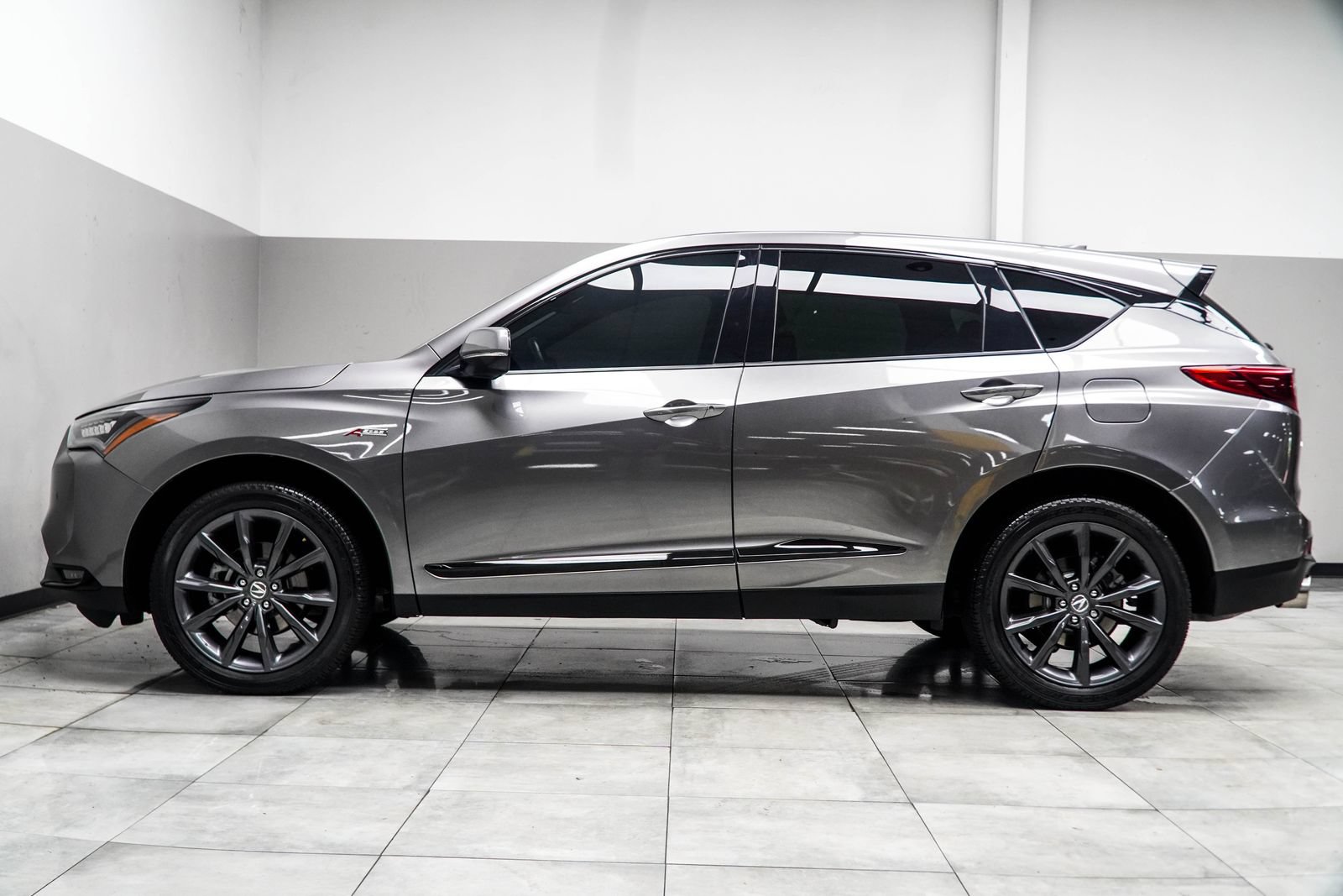 Used 2025 Acura RDX w/ Advance Package AWD/4WD image 11