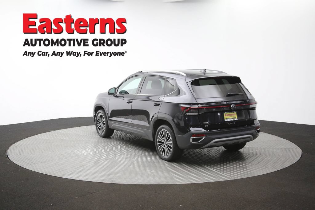 Used 2025 Volkswagen Taos SE FWD image 64
