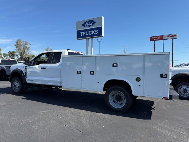 New 2026 Ford F550 4x4 Supercab Super Duty image 4