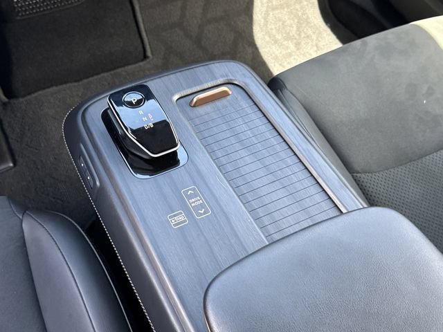 Certified 2024 Nissan Ariya AWD image 20