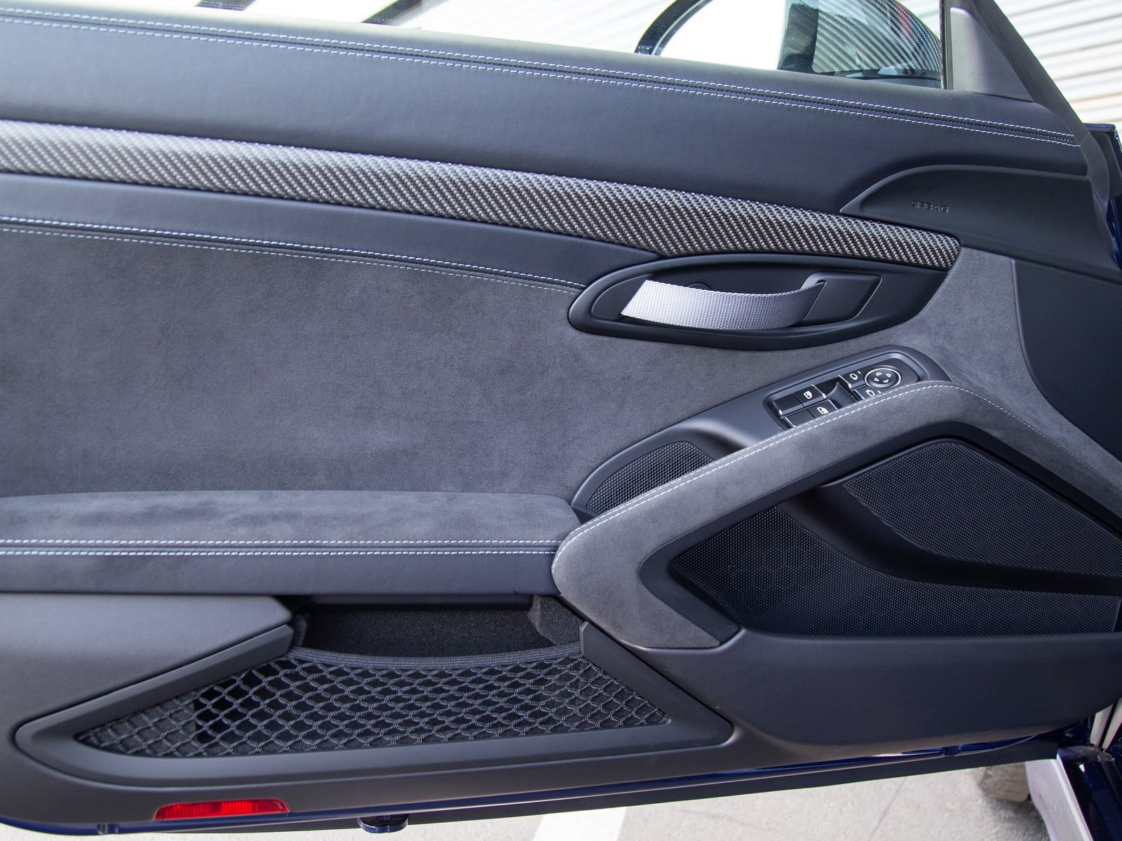 Certified 2024 Porsche 718 Boxster Spyder RS RWD image 9