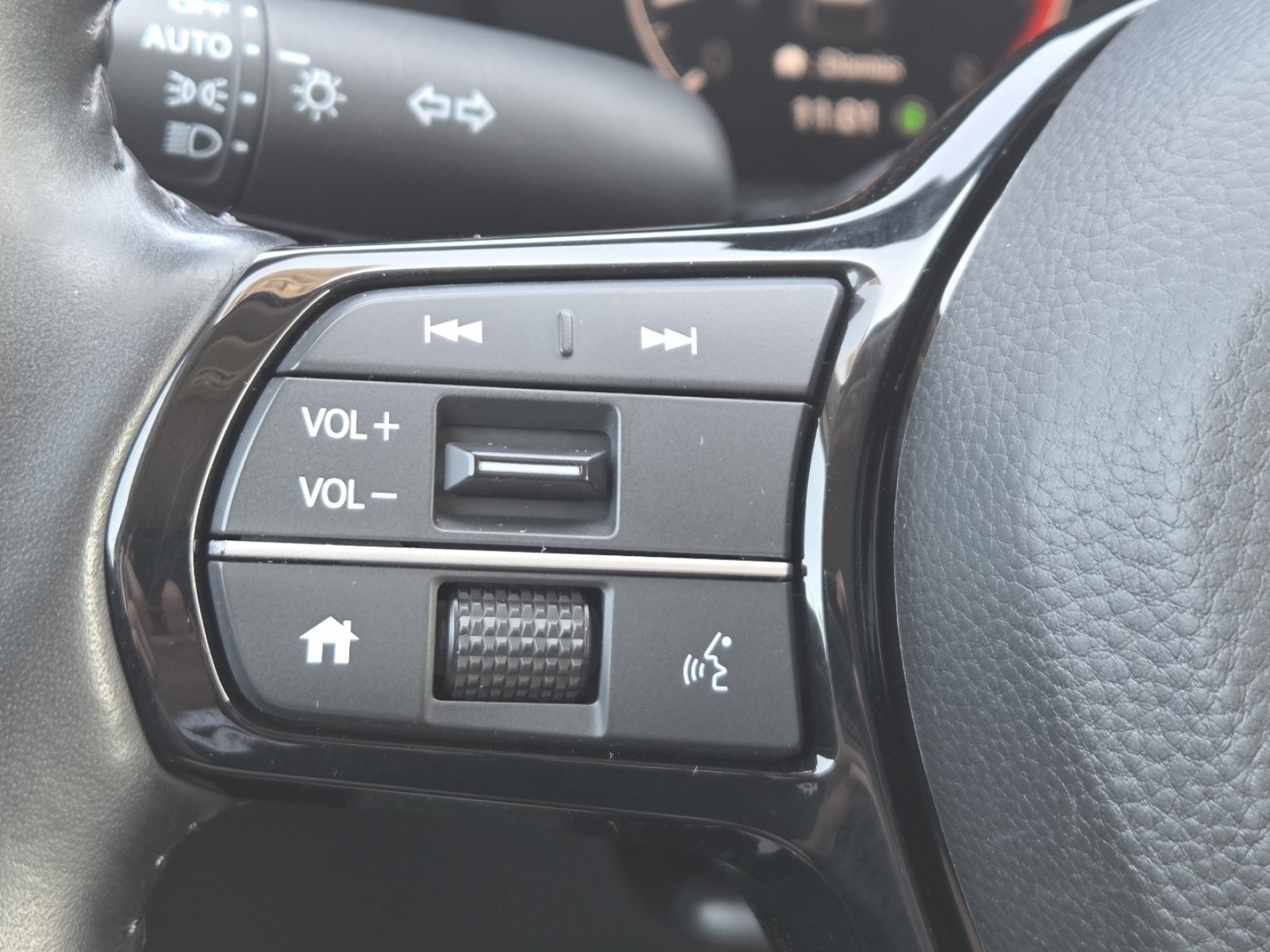 Used 2024 Honda CR-V EX-L image 32