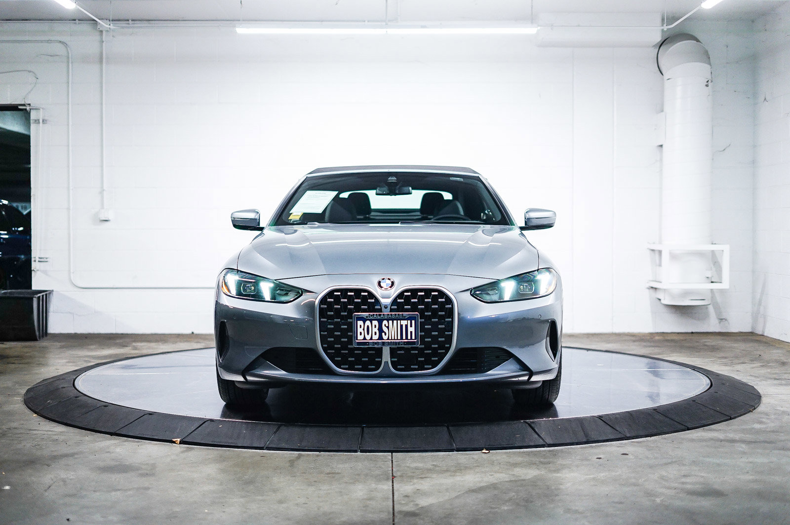 Used 2025 BMW 430i Convertible w/ Convenience Package image 2