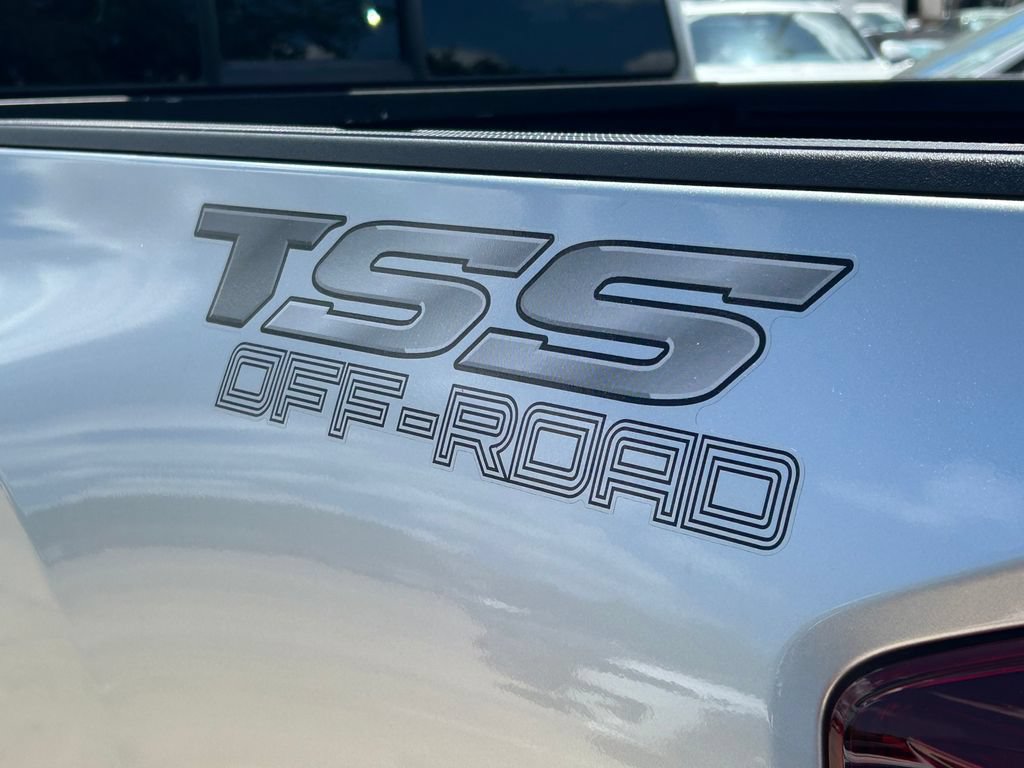 Used 2023 Toyota Tacoma SR AWD/4WD image 15