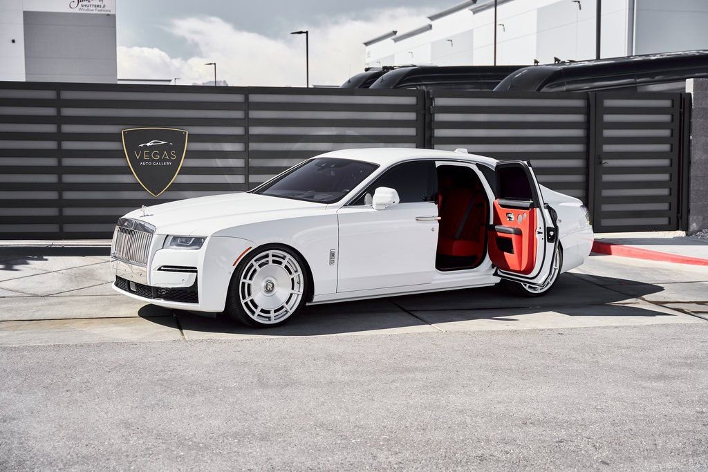 Used 2022 Rolls-Royce Ghost w/ Ghost Package AWD/4WD image 6