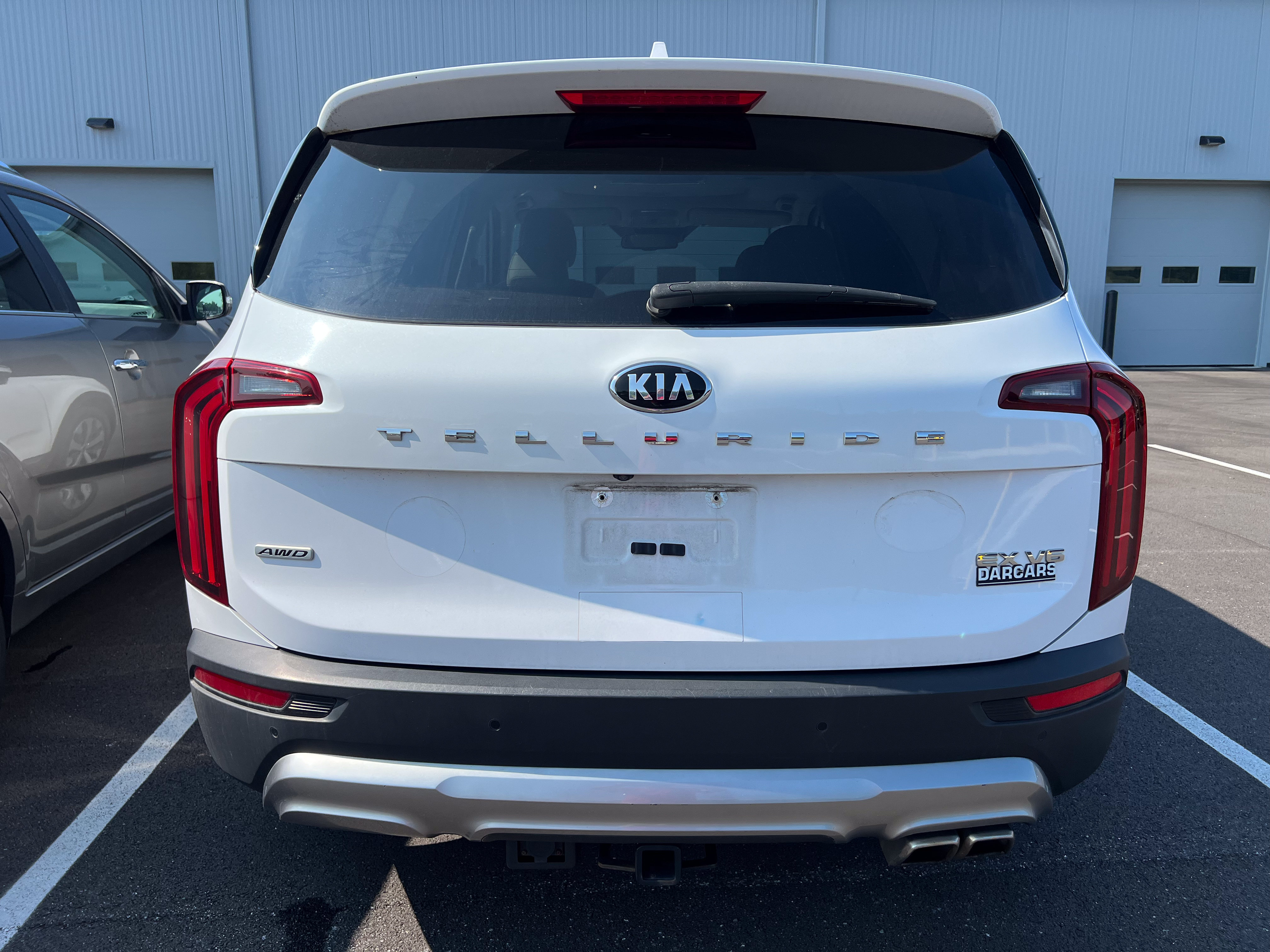 Used 2021 Kia Telluride EX w/ EX Premium Package AWD/4WD image 3