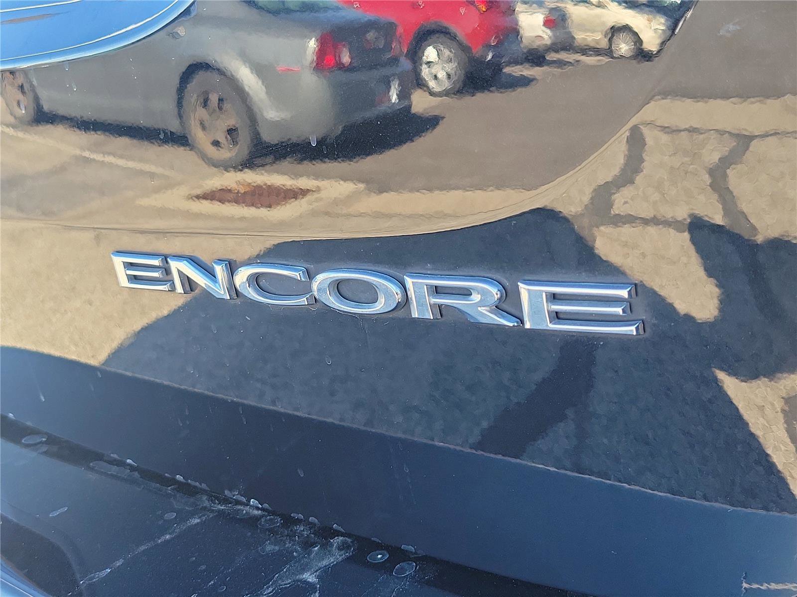 Used 2019 Buick Encore Essence image 6