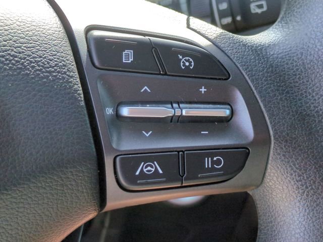 Used 2023 Hyundai Kona SEL image 18