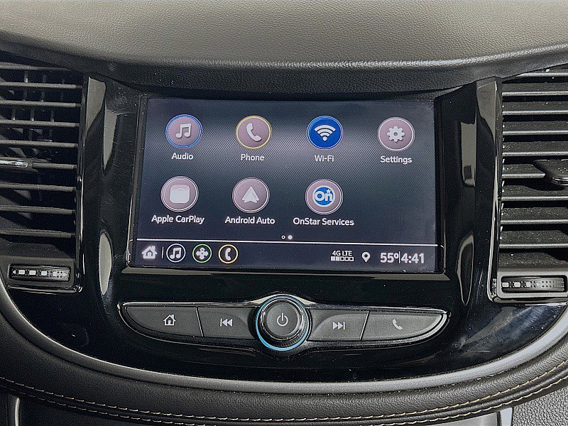 Used 2022 Chevrolet Trax LT w/ Midnight Edition image 14