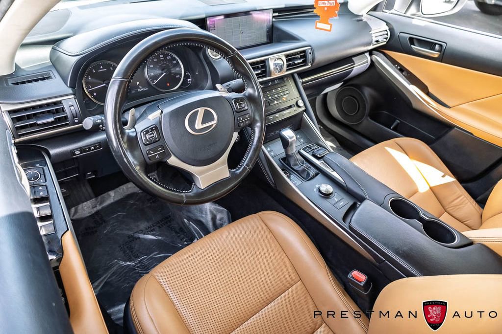 Used 2018 Lexus IS 300 AWD w/ Comfort Package image 18