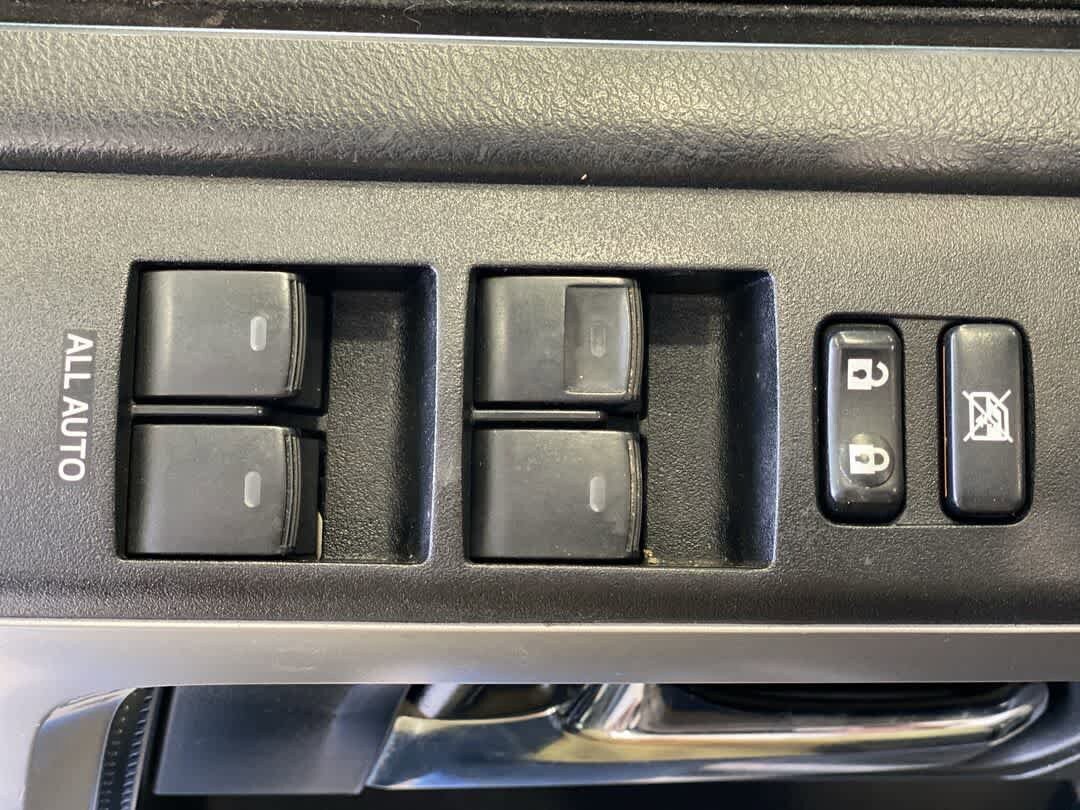 Used 2019 Toyota 4Runner SR5 Premium AWD/4WD image 16