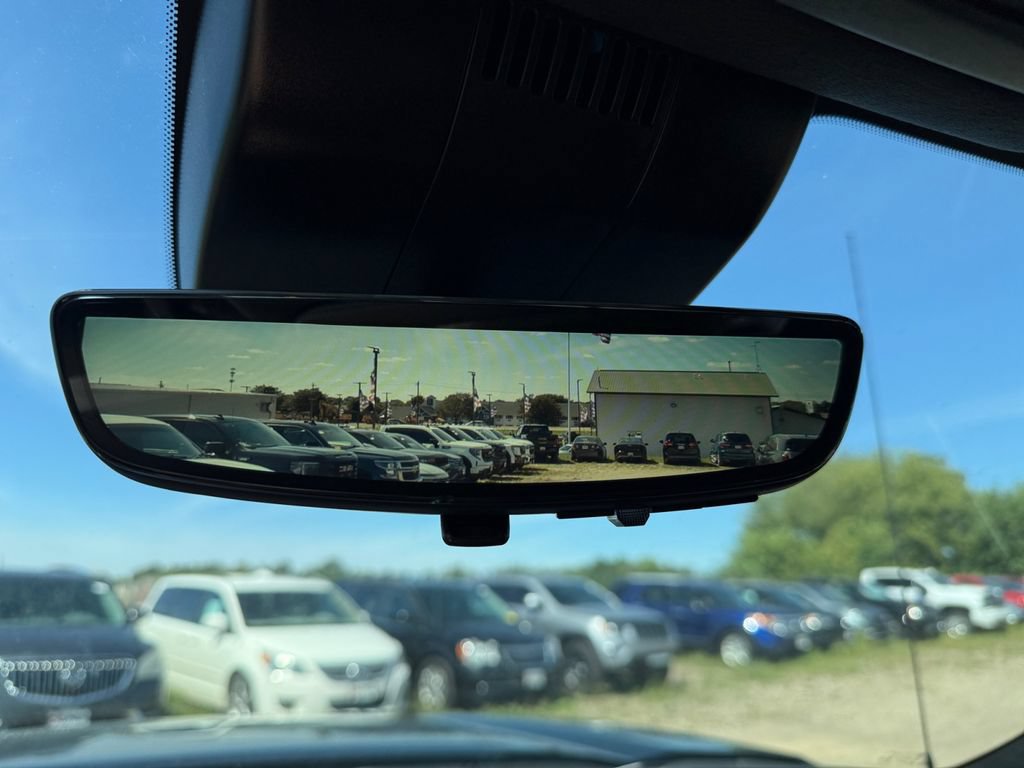 Used 2025 GMC Sierra 1500 Denali Ultimate AWD/4WD image 47