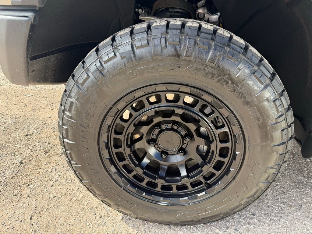 Used 2026 GMC Sierra 1500 AT4X image 10