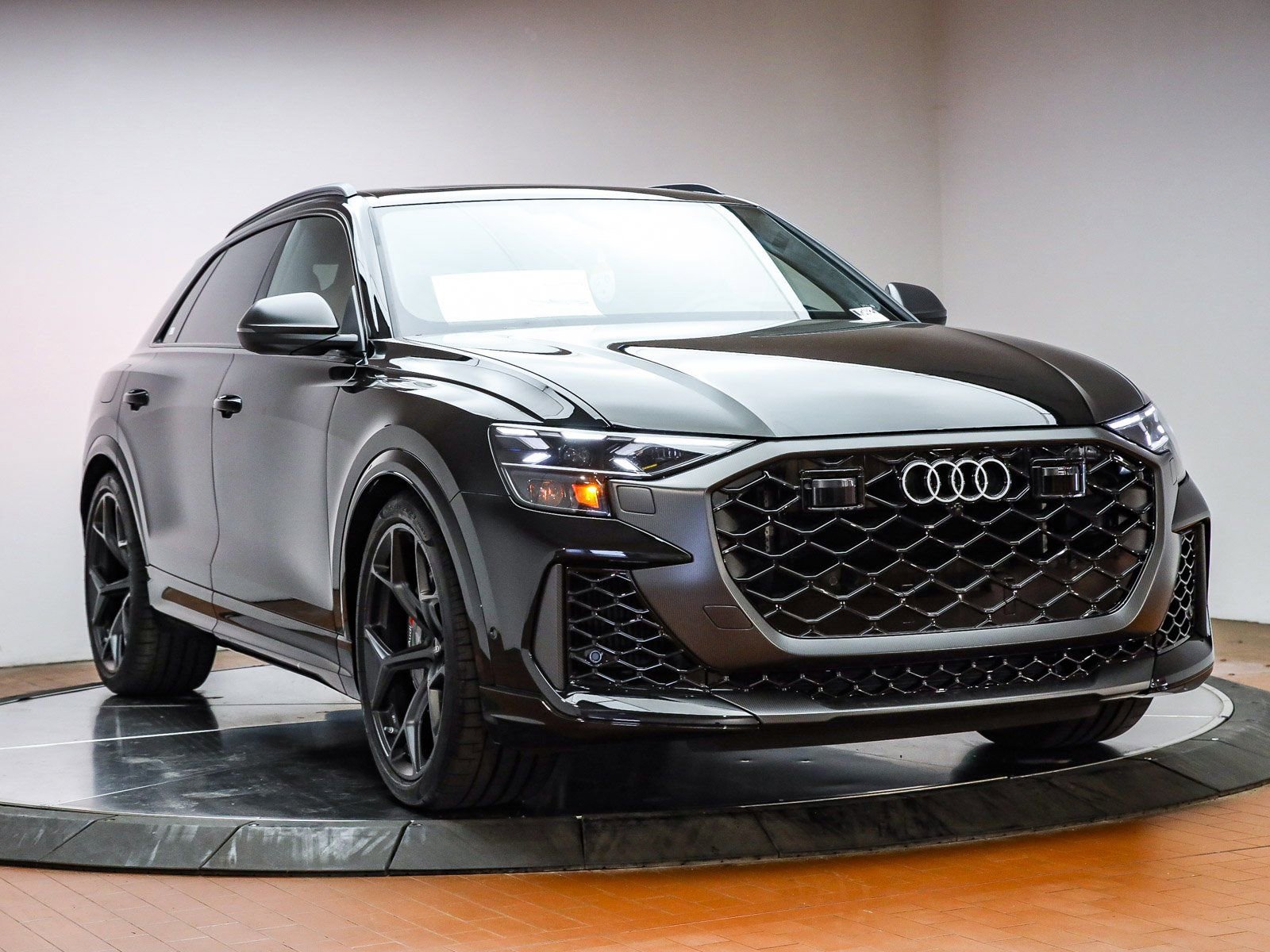 New 2025 Audi RS Q8 performance AWD/4WD image 13
