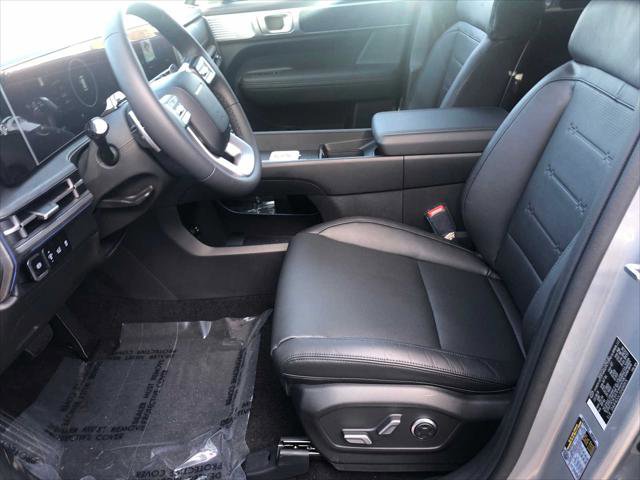 New 2025 Hyundai Santa Fe Limited image 17