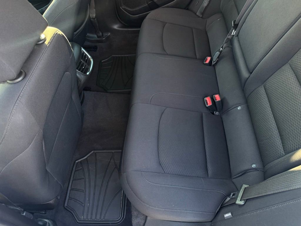 Used 2023 Chevrolet Malibu LT image 12