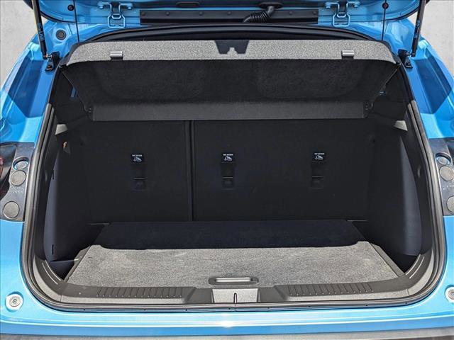 New 2025 Chevrolet Trax RS w/ Driver Confidence Package image 9