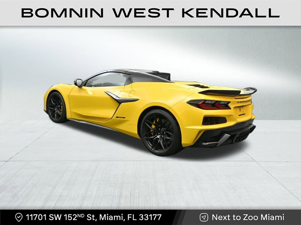 Used 2026 Chevrolet Corvette Z06 image 3
