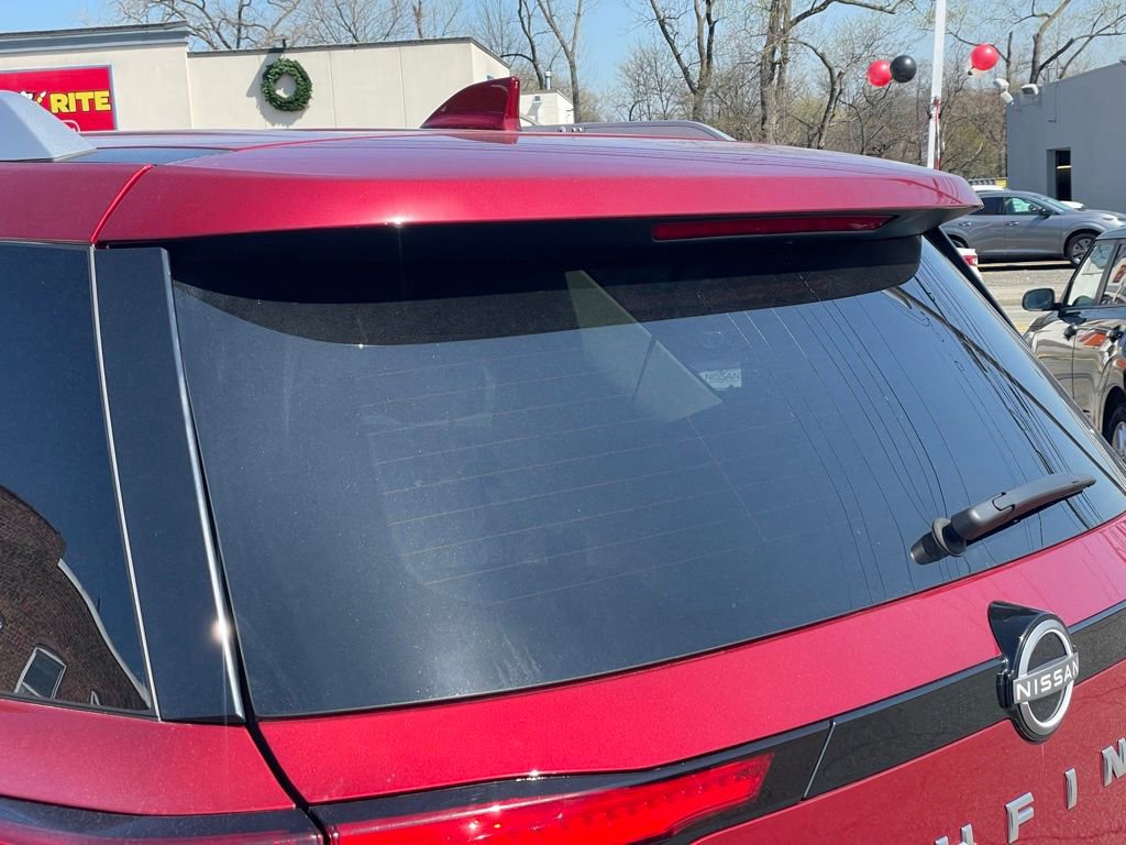 Certified 2023 Nissan Pathfinder SL w/ SL Premium Package image 37