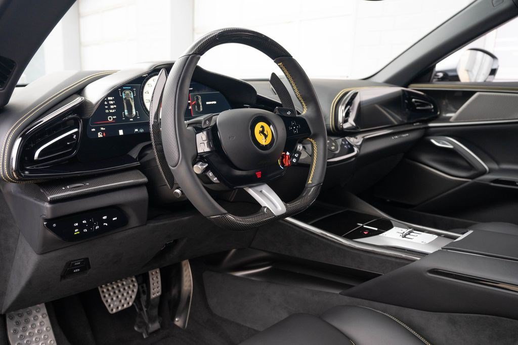 Used 2024 Ferrari Purosangue AWD/4WD image 34
