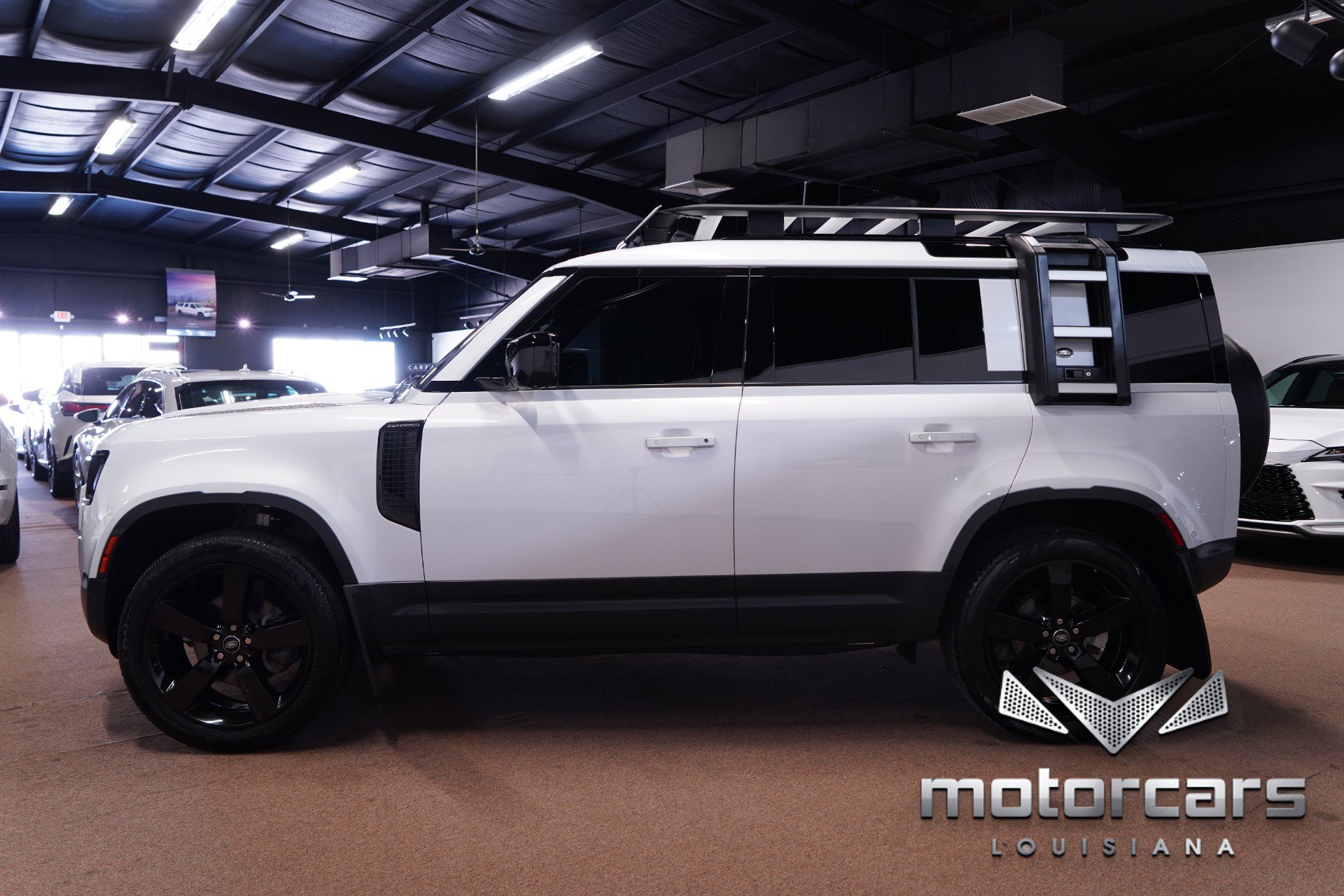 Used 2022 Land Rover Defender 110 S image 4