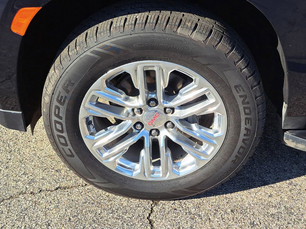 Used 2021 GMC Yukon SLT w/ SLT Premium Package image 9