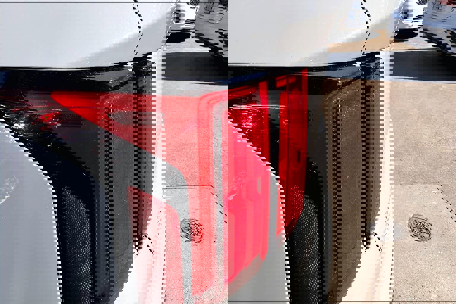 Used 2023 Kia Sorento SX image 27