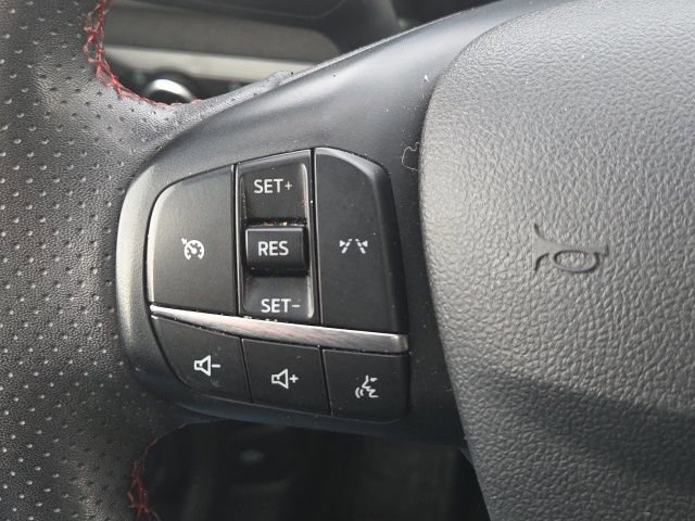 Certified 2024 Ford Escape ST-Line w/ Cold Weather Package image 40