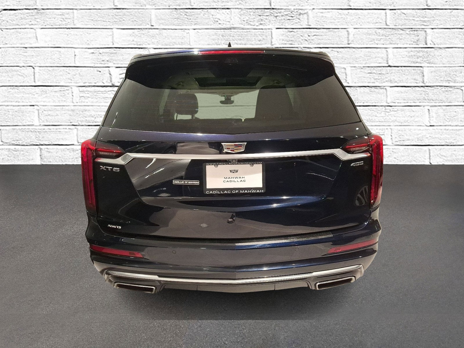 Used 2022 Cadillac XT6 Premium Luxury w/ Technology Package image 4