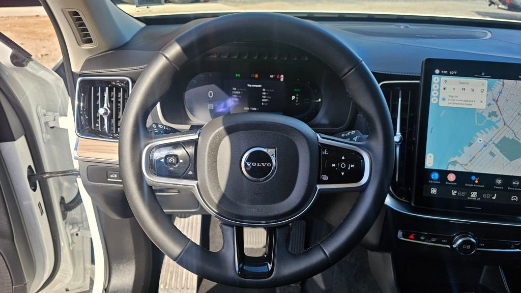 Certified 2025 Volvo XC90 T8 Plus w/ Protection Package Premier image 21