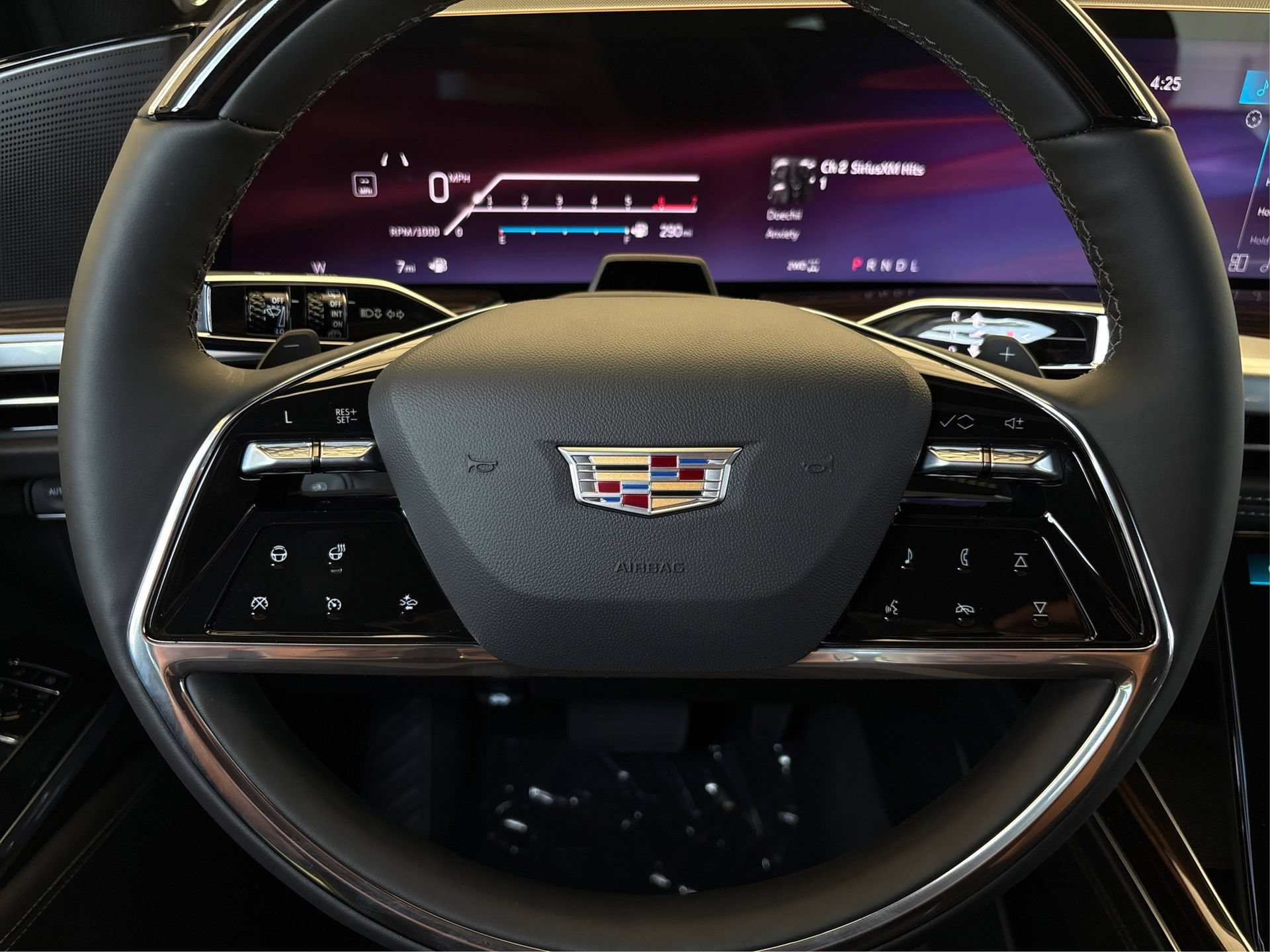 New 2026 Cadillac Escalade Luxury w/ LPO, Radiant Package AWD/4WD image 19