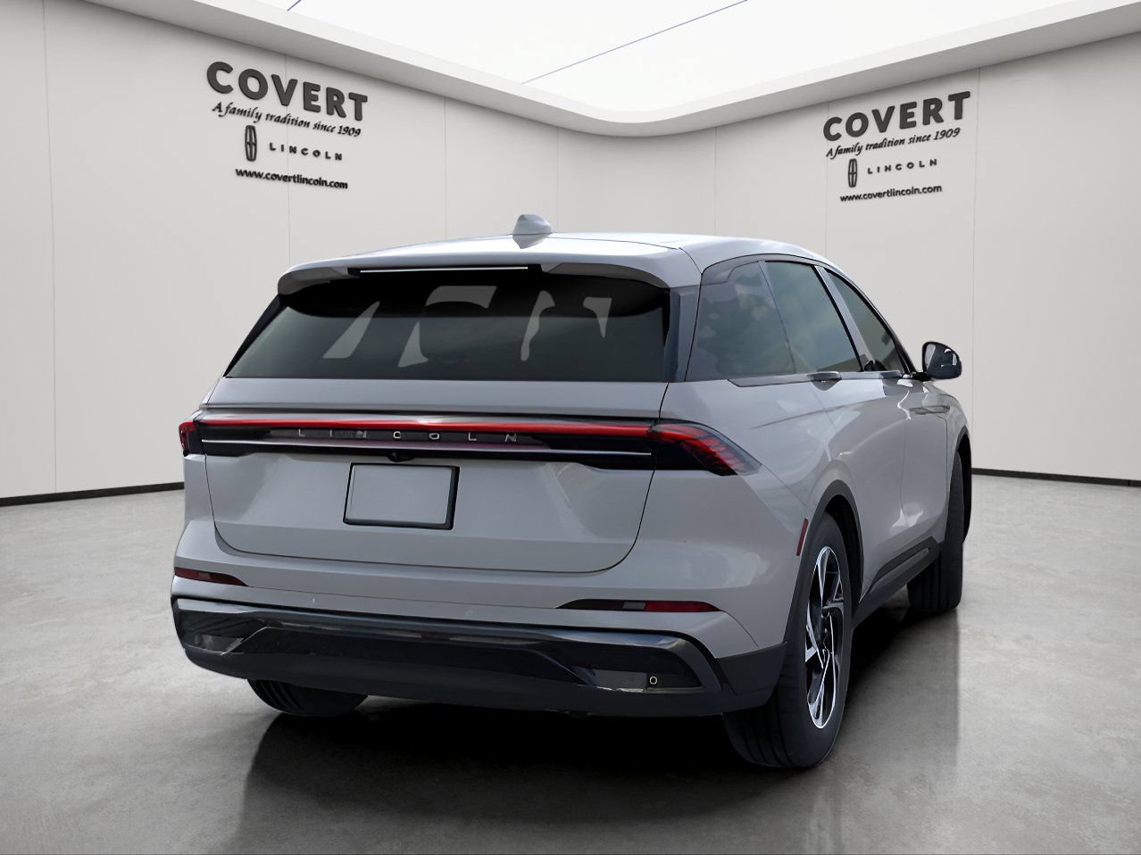 New 2026 Lincoln Nautilus Premier w/ Jet Appearance Package AWD/4WD image 6