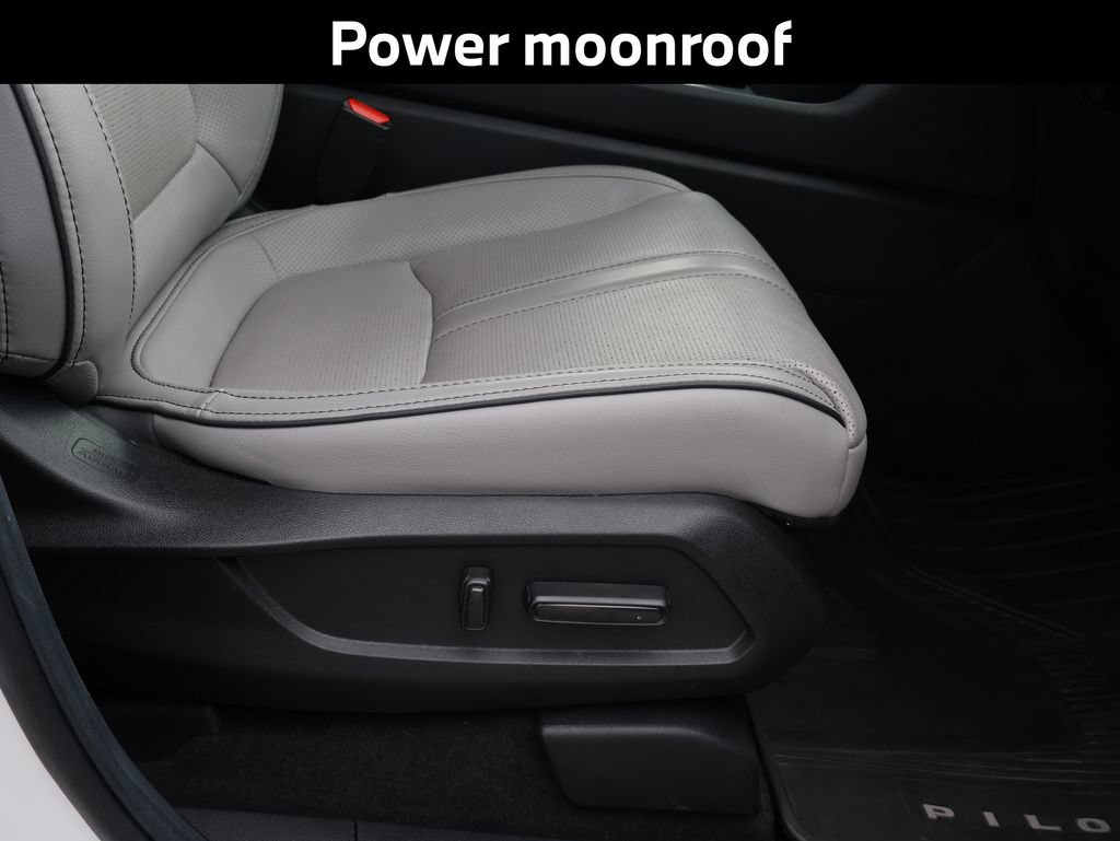 Used 2025 Honda Pilot Elite image 10