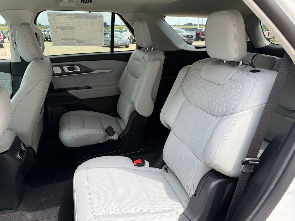 New 2026 Ford Explorer Platinum AWD/4WD image 13