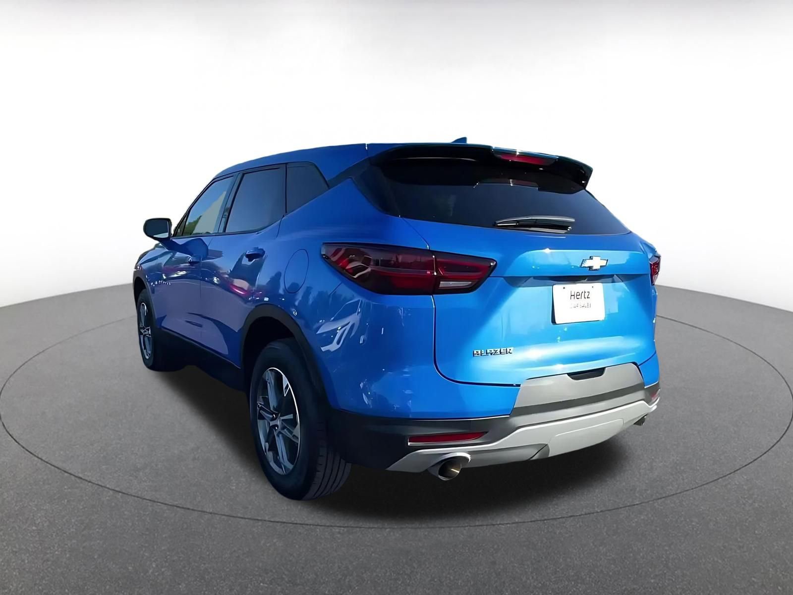 Used 2025 Chevrolet Blazer LT image 11