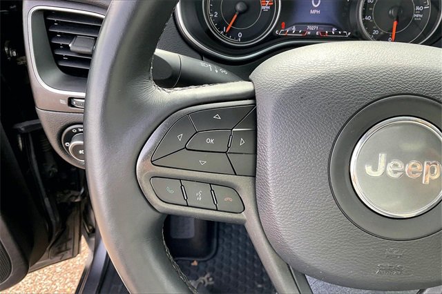 Used 2019 Jeep Cherokee Trailhawk image 16