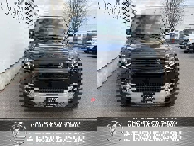 Used 2023 Land Rover Defender 110 S image 8