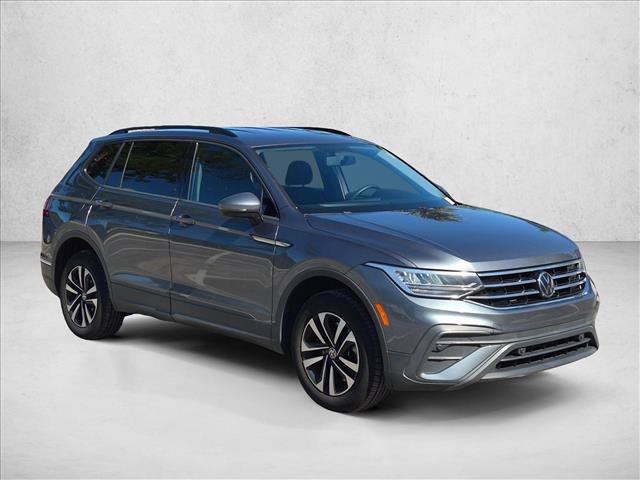 Used 2022 Volkswagen Tiguan S FWD image 3