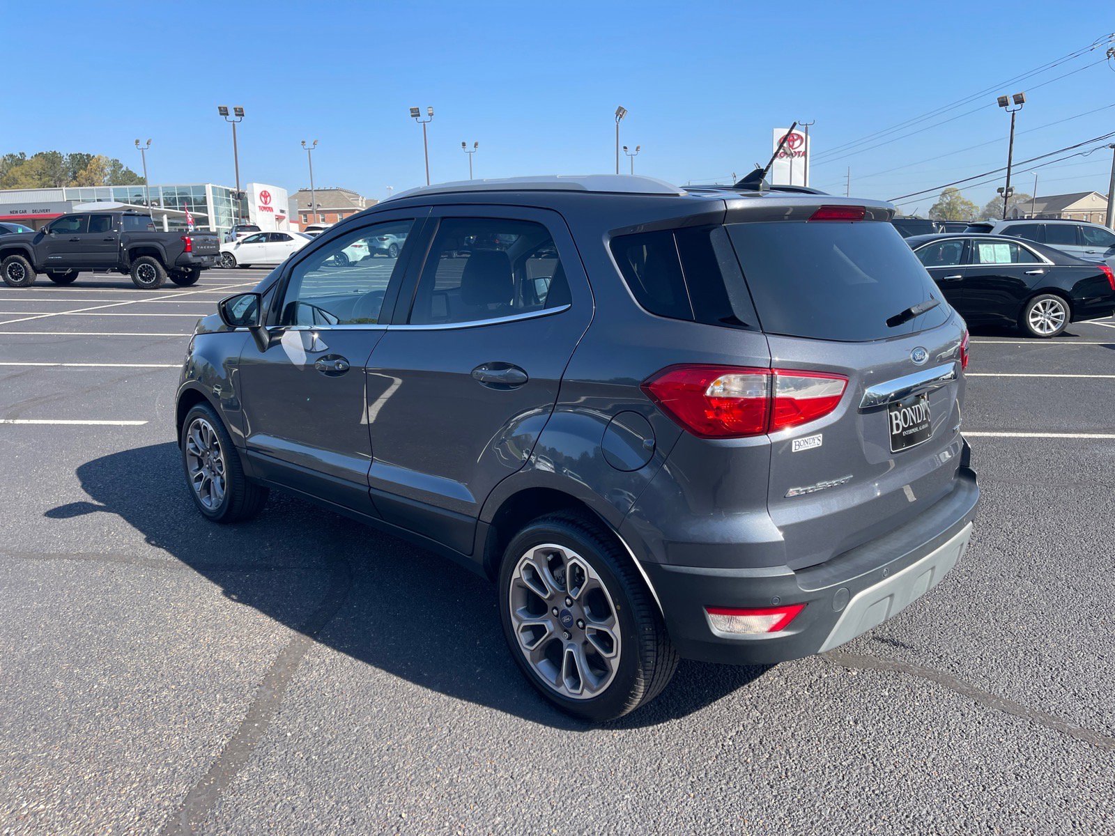 Used 2021 Ford EcoSport Titanium image 14