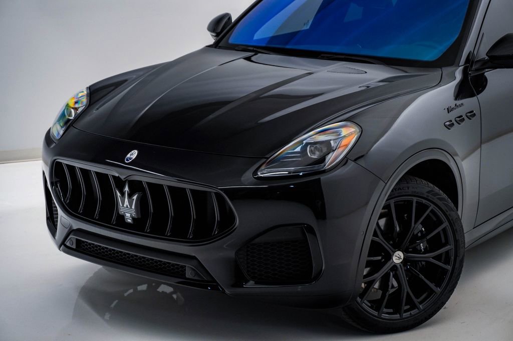 Used 2023 Maserati Grecale Modena AWD/4WD image 4