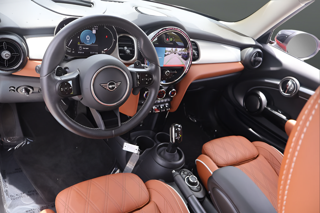 Used 2024 MINI Cooper S FWD image 14