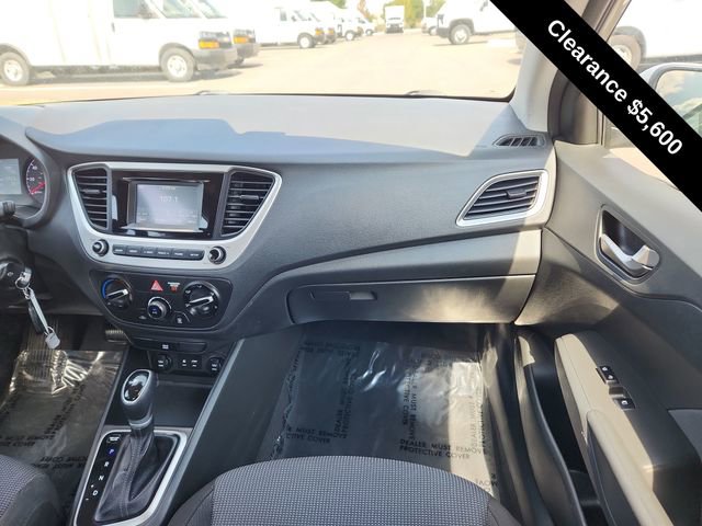 Used 2021 Hyundai Accent SE image 21