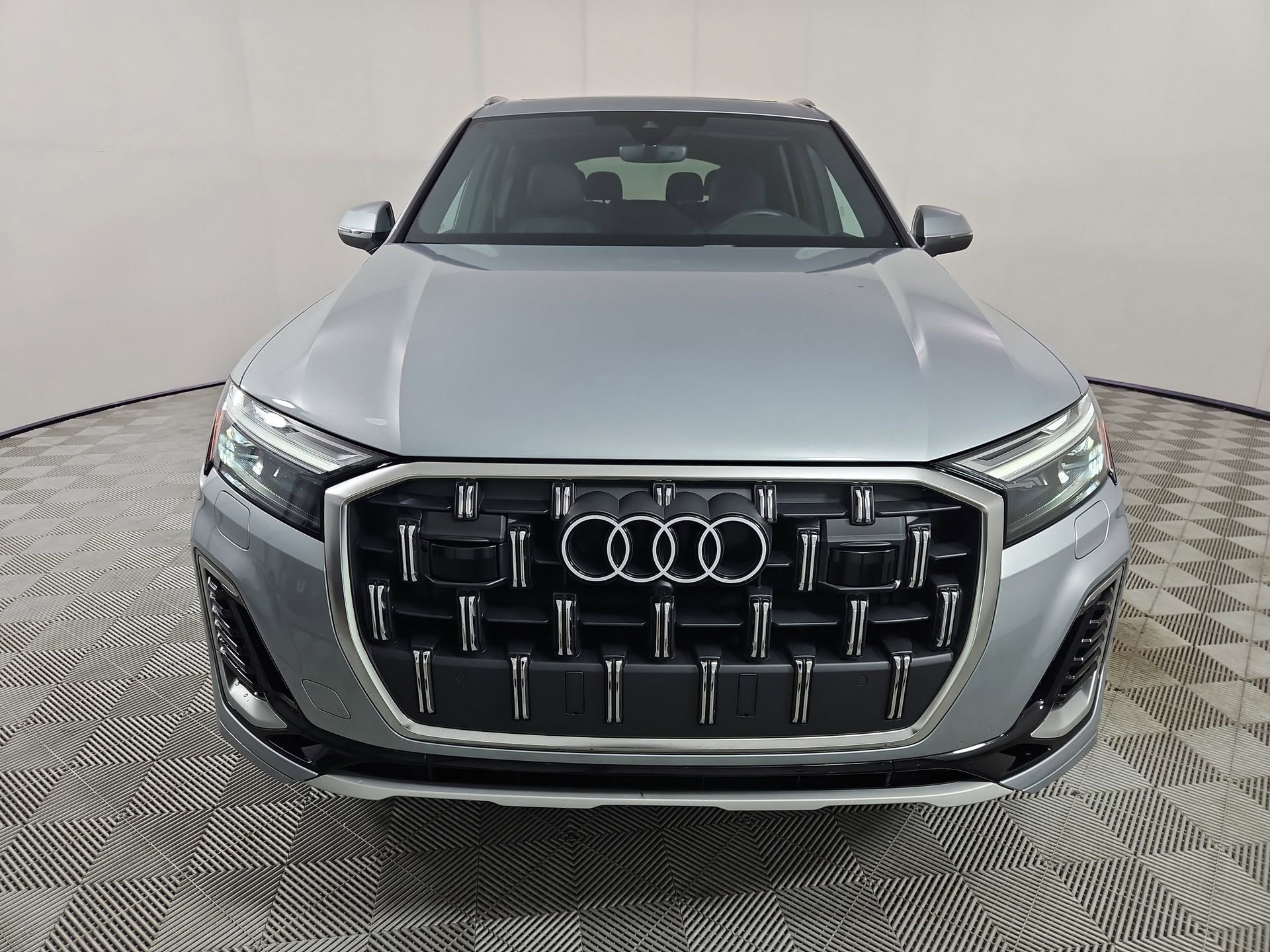 Certified 2025 Audi Q7 3.0T Premium image 2