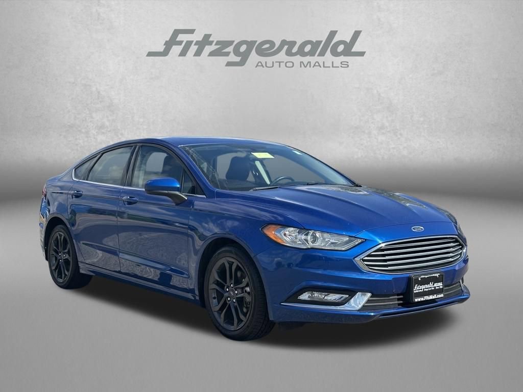 Used 2018 Ford Fusion SE w/ Equipment Group 201A FWD image 1