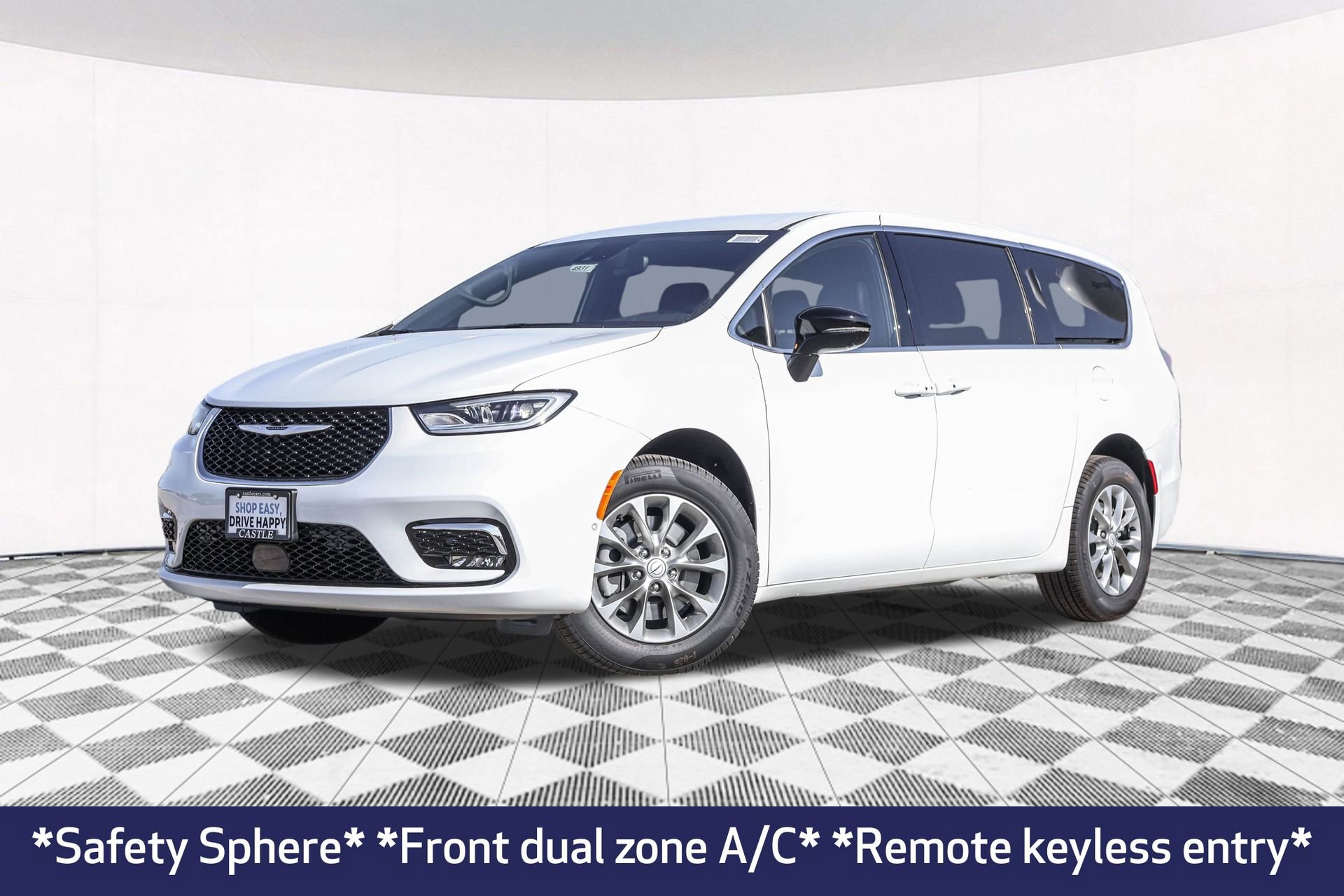 New 2026 Chrysler Pacifica Select image 2