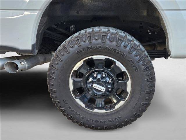 Certified 2025 Ford F250 Platinum w/ Tremor Off-Road Package AWD/4WD image 19