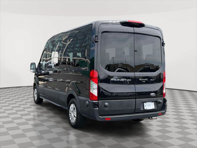 Used 2024 Ford Transit 350 XLT RWD image 5