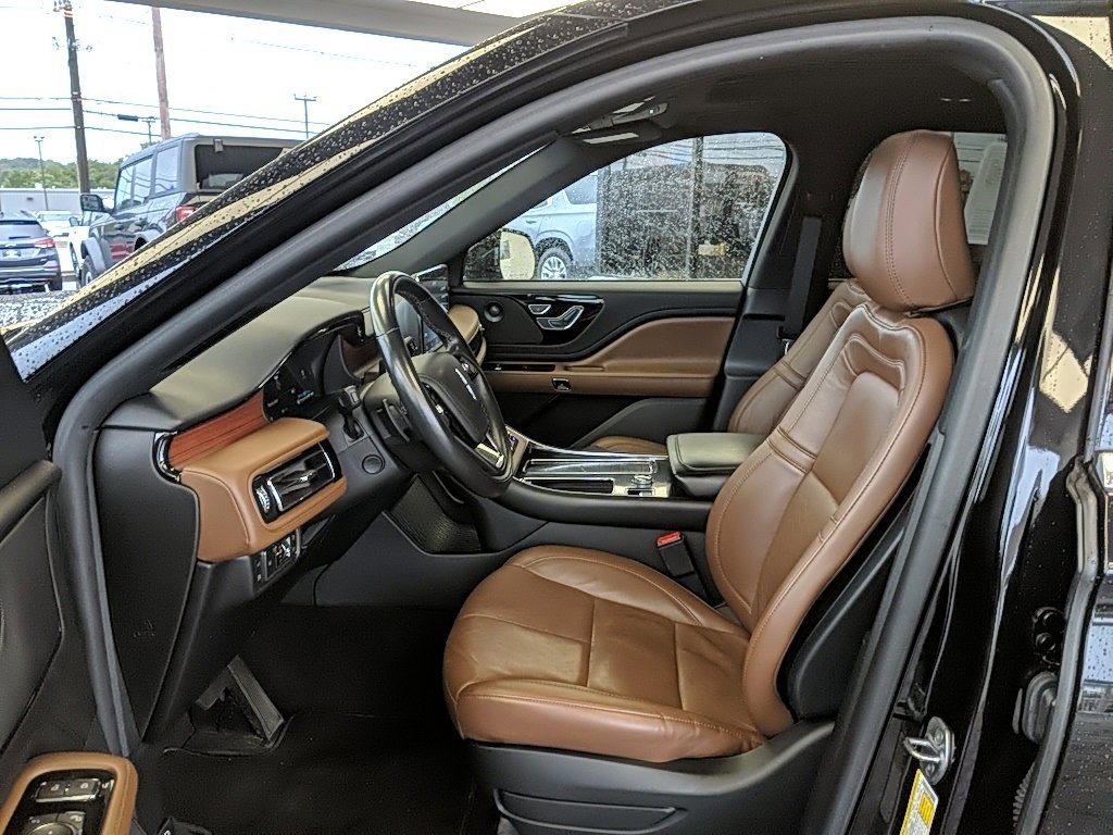 Used 2022 Lincoln Aviator Grand Touring image 10