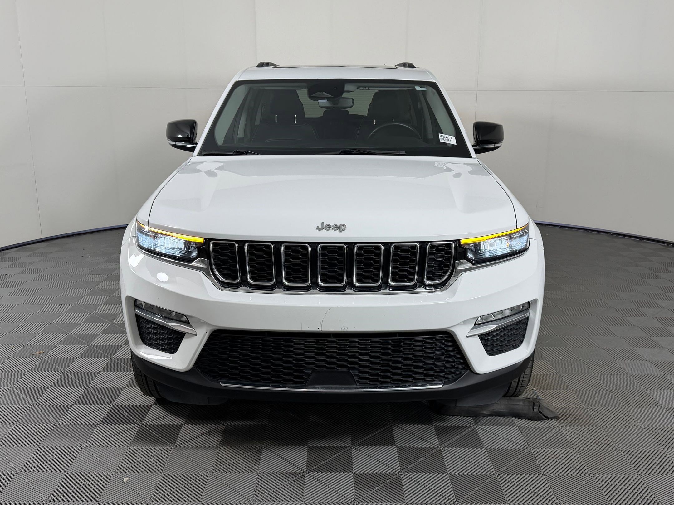 Used 2022 Jeep Grand Cherokee Limited image 6