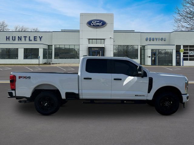 Used 2023 Ford F250 XL w/ STX Appearance Package AWD/4WD image 4